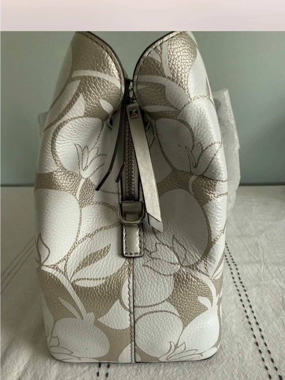 Kate Spade New York Larchmont Avenue Breezy Floral Evangelie Satchel.